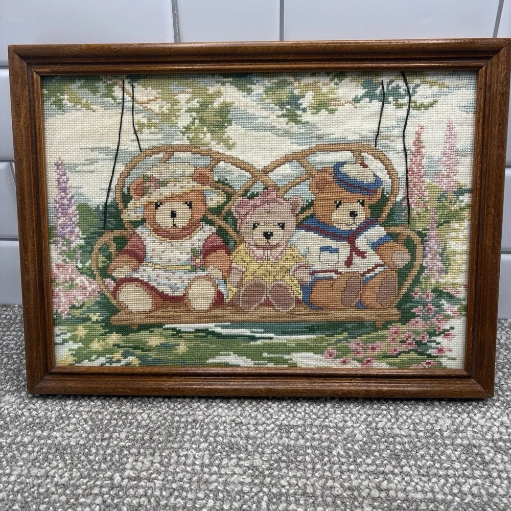 Cross Stitch Bears‎ Nursery Family Love Sunbonnet Swing Country Embroidery VTG